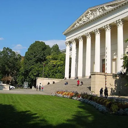 Hotel Museum Budapeszt