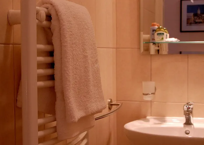 뮤지엄 센트럴 호텔 3*