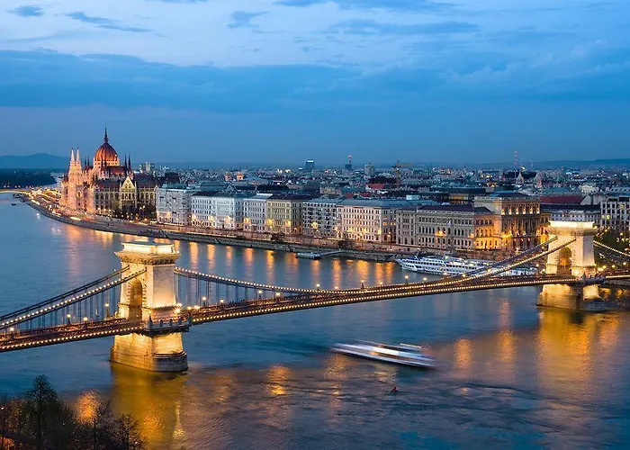 뮤지엄 센트럴 호텔 3*