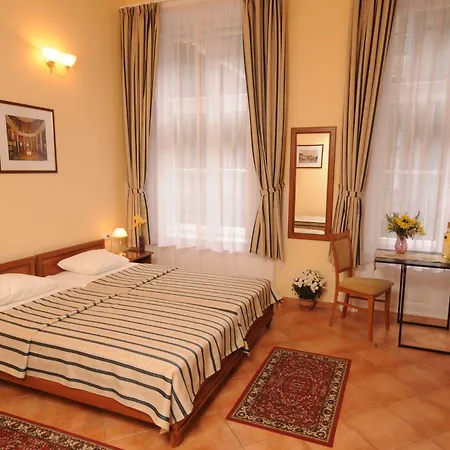 Museum Otel 3*
