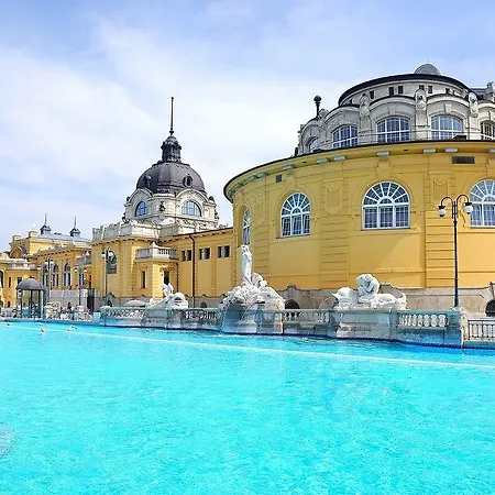 Otel Museum Budapeşte